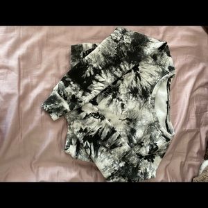 Balance athletica essence crew size medium
